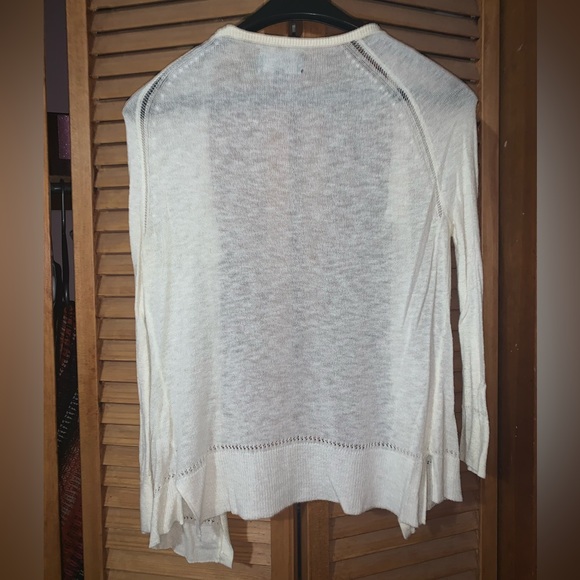 American Eagle sweater. - Picture 2 of 6